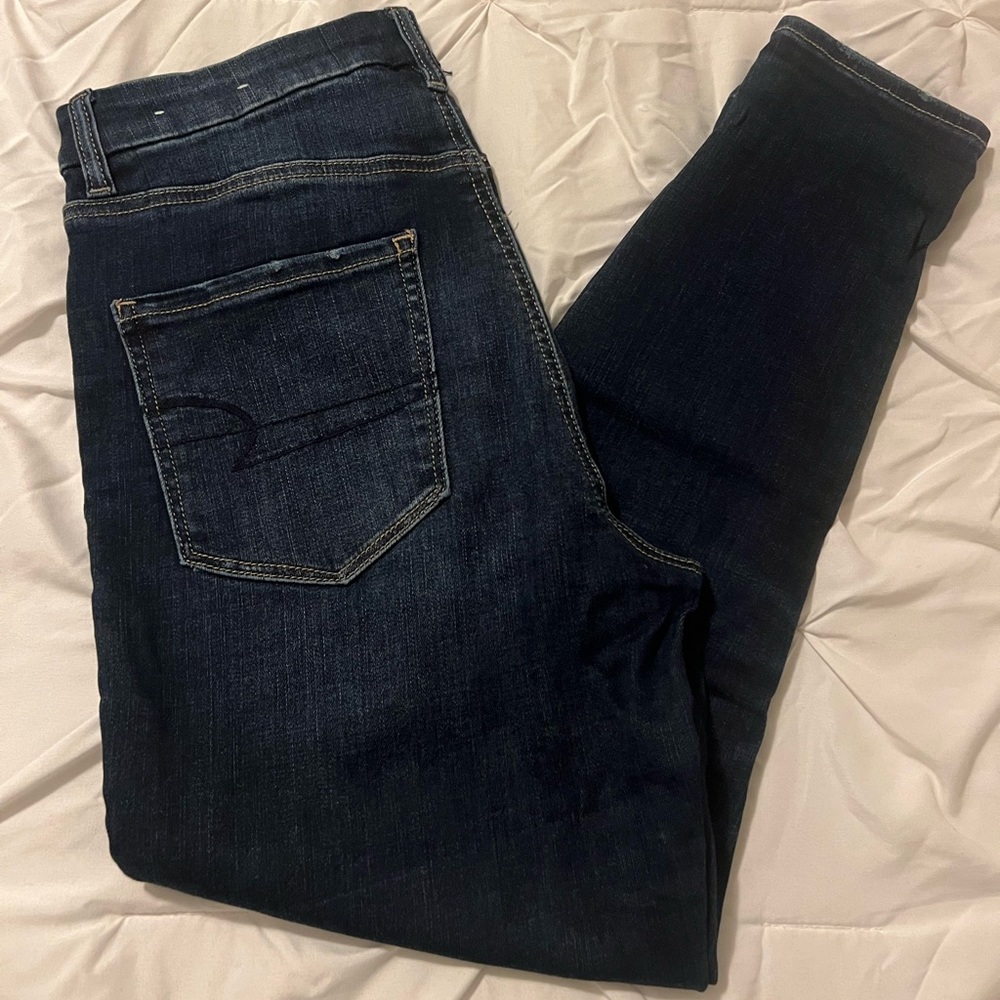 dark wash AE jeans